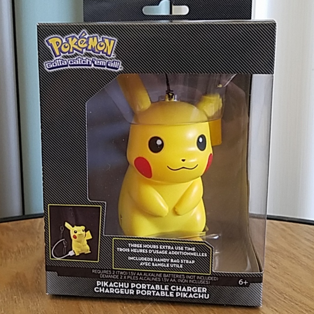 NWT Pokemon Pickachu Portable Charger